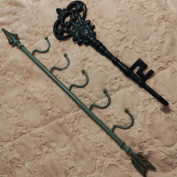 Vintage Style Wall Hooks - Picture 3 of 7